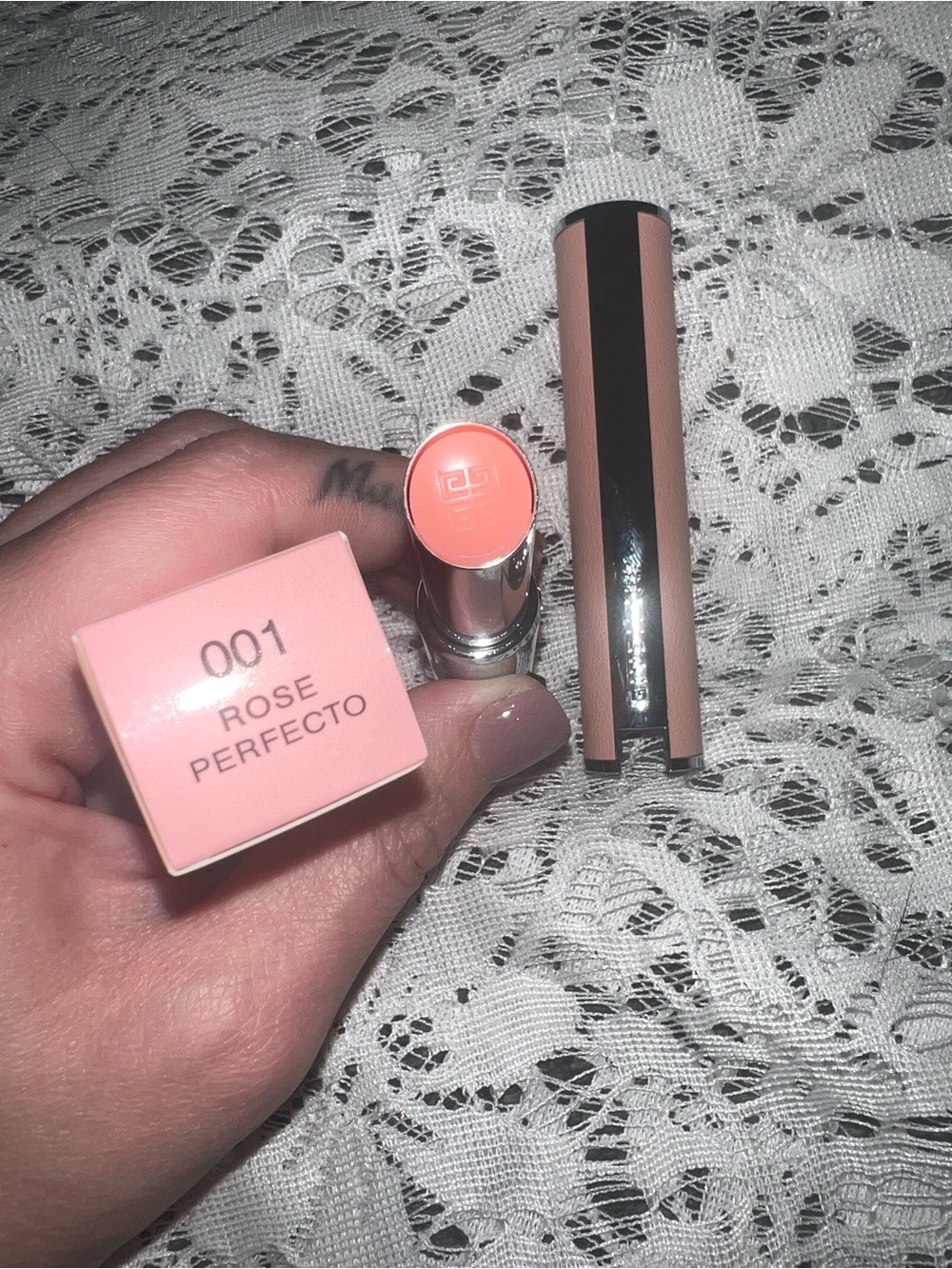 Givenchy 001 Rose Perfecto pink irresistible PH lip balm full size NEW